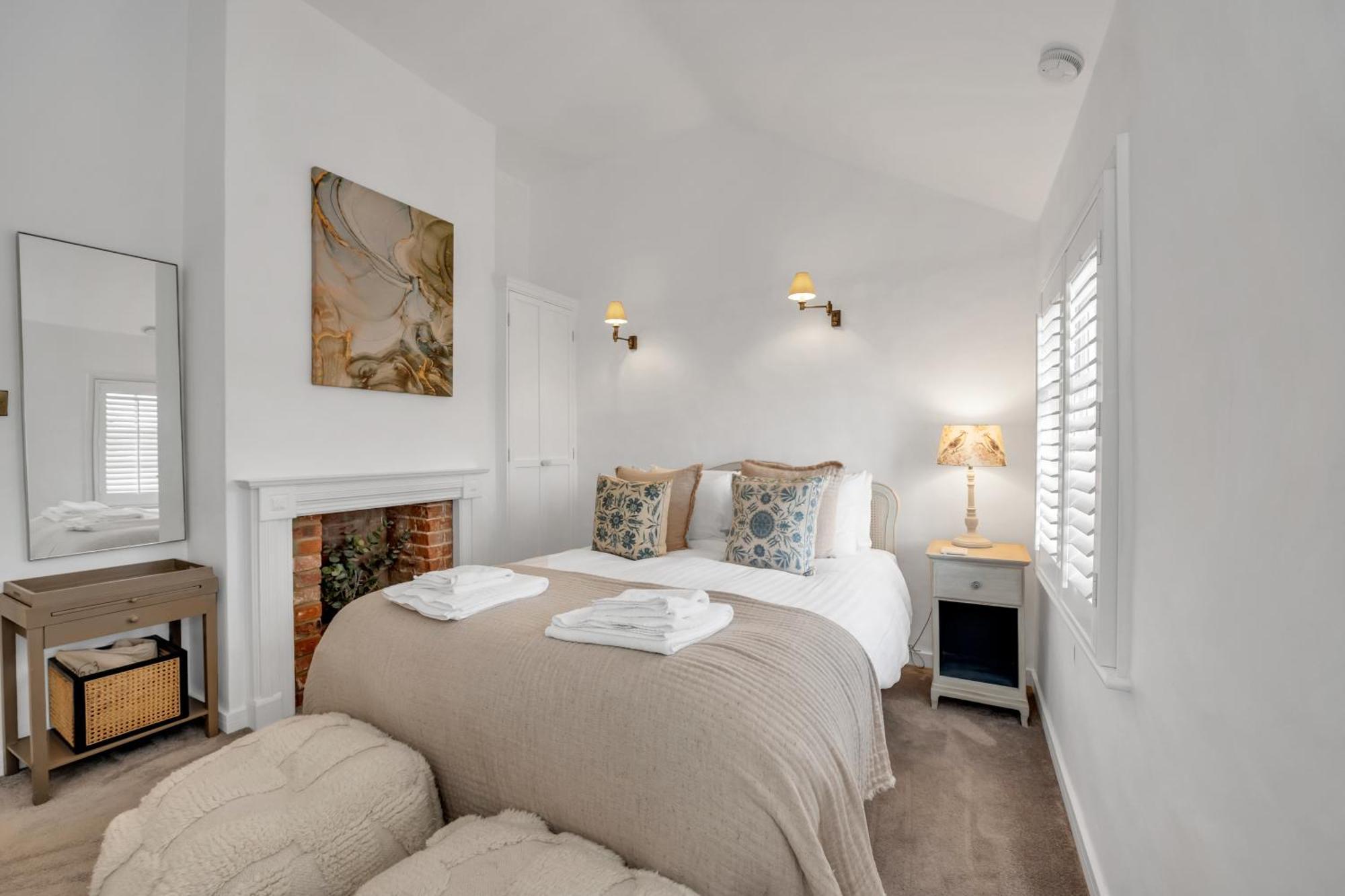 Charming Church Walk, Long Melford - 2 Bedroom Property With Parking Exteriör bild